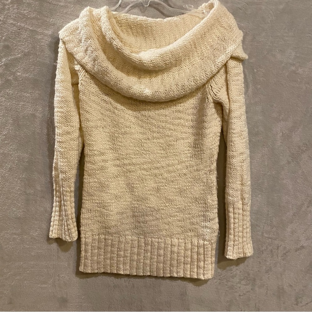 Bebe Sweater Women’s Medium Cream Cowl Neck Oversized